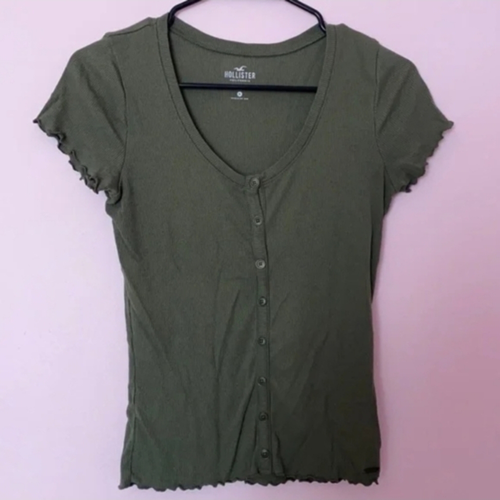 Hollister Ivory Green Button-Down Women's Shirt Medium Slim Fit